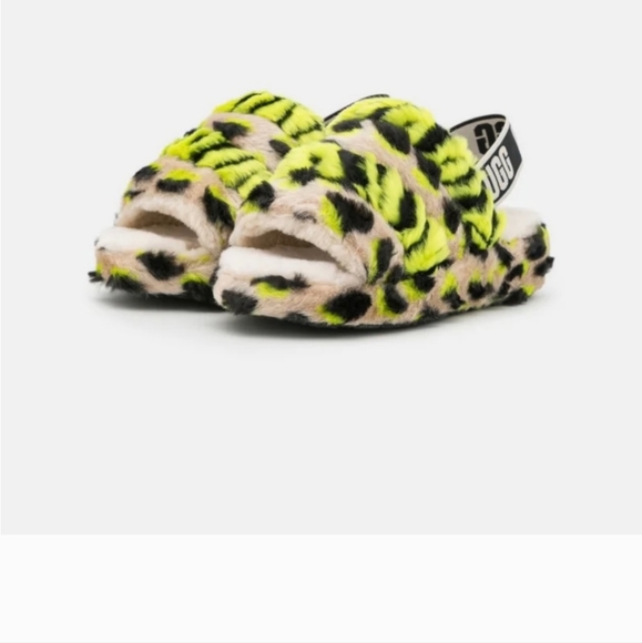 UGG Fluffita Sandals - Picture 5 of 6